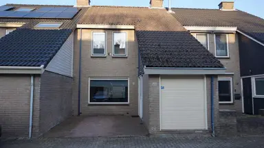 133m2 apartment to rent for 1450€/month in Keurslanden 43, Enschede