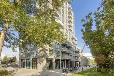 72m2 apartment te huur voor 1930€/maand in Klaprozenweg, Amsterdam