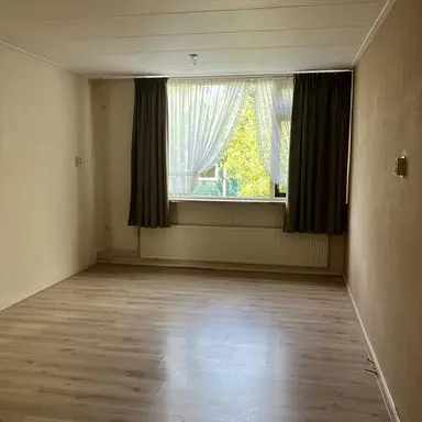 77m2 apartment to rent for 430€/month in Dordrecht