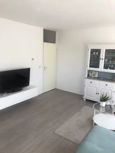 85m2 room to rent for 1150€/month in Markelerbergpad, Amsterdam