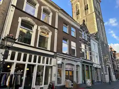 50m2 huis te huur voor 993€/maand in Oudestraat, Kampen