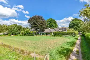 37m2 studio te huur voor 1200€/maand in Hein Keverweg 5, Laren