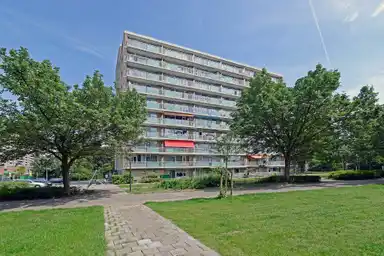 43m2 apartment to rent for 642.56€/month in Stieltjesstraat 1082, The Hague