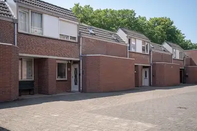 95m2 maison à louer pour 1695€/mois à Bree, Veldhoven