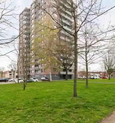 90m2 apartment to rent for 855€/month in Waalstraat 43, Enschede