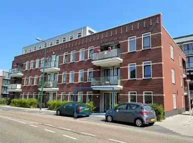 71m2 Appartement à louer pour 1425€/mois à Hoge Rijndijk 155, Zoeterwoude
