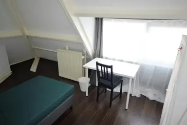 10m2 Kamer te huur voor 800€/maand in Heeswijkstraat, Voorburg