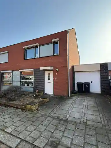 125m2 house to rent for 1550€/month in Gijs van Aardennestraat, Herten