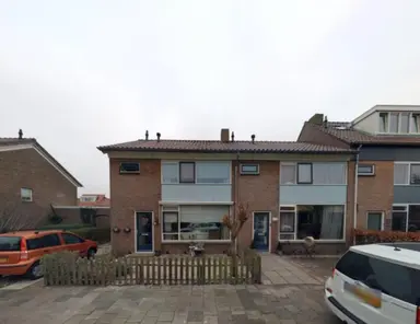 67.5m2 house to rent for 768.43€/month in Clematisstraat 17, Den Helder
