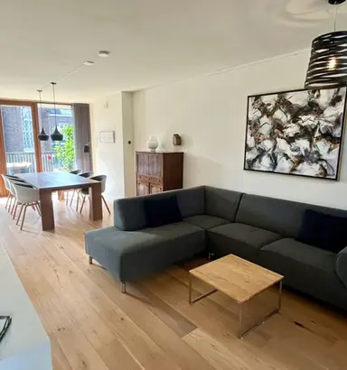 150m2 Casa in affitto per 3500€/mese a Vondelstraat 41, The Hague