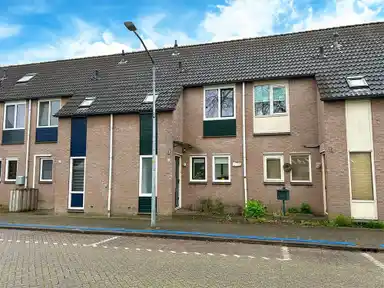 93m2 Haus zur Miete für 1295€/Monat in Vijverhof, Almelo