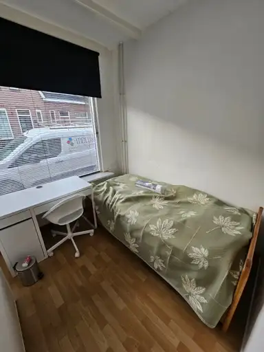 8m2 room to rent for 650€/month in Buffelstraat, Rotterdam