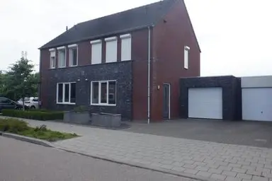 123m2 house to rent for 1495€/month in Vlut 17, Ospel