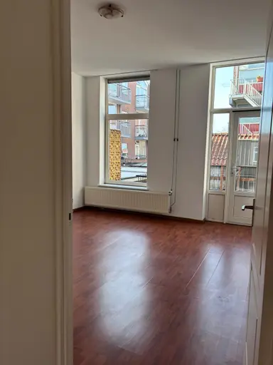 75m2 Appartement à louer pour 1655€/mois à Oosteinde, Delft