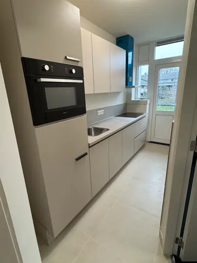 17m2 Zimmer zur Miete für 650€/Monat in Dorpsweg, Rotterdam