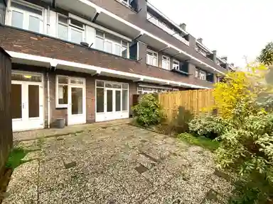 65m2 apartment to rent for 1795€/month in Soestdijksekade, The Hague