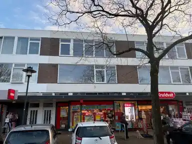 114m2 apartment to rent for 2100€/month in Valkeniersplein 10A, Breda