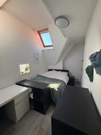 8m2 Kamer te huur voor 525€/maand in Ambonstraat, Groningen