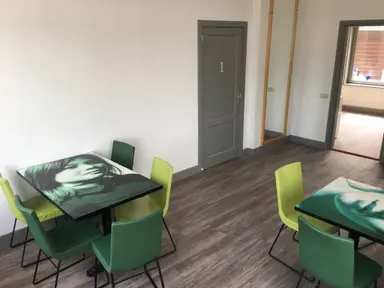245m2 apartment to rent for 350€/month in Beemsterburgwal 144, Purmerend
