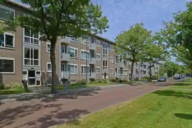 36m2 apartment to rent for 525.44€/month in Vledderstraat 21, The Hague