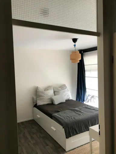 130m2 Kamer te huur voor 900€/maand in Prinsenlaan, Rotterdam