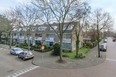 145m2 house to rent for 3100€/month in Fabritiuslaan 4, Wassenaar
