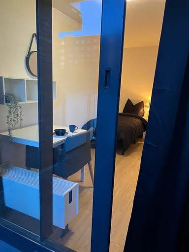 12m2 Chambre à louer pour 1200€/mois à Helmersstraat, Rotterdam