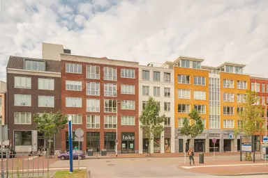 89m2 apartment to rent for 1254.1€/month in Stationsplein 81, Weert