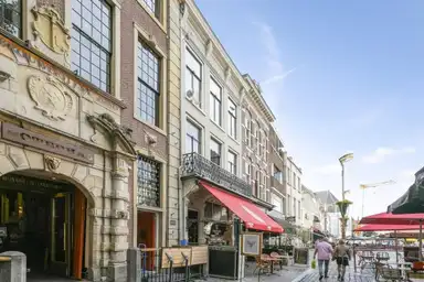 121μ² Διαμέρισμα προς ενοικίαση για 2450€/μήνα σε Grote Markt, Breda