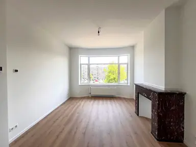 139m2 Appartement à louer pour 1795€/mois à Veenendaalkade, The Hague