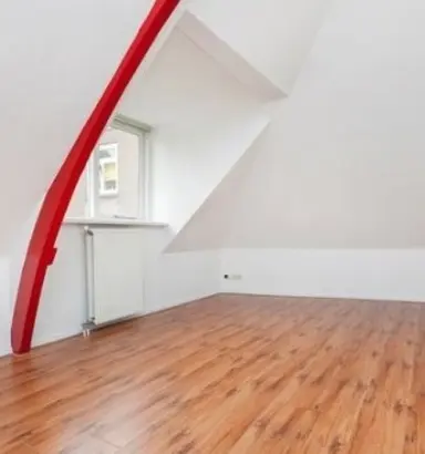 28μ² Δωμάτιο προς ενοικίαση για 740€/μήνα σε Van Meursstraat 9, The Hague