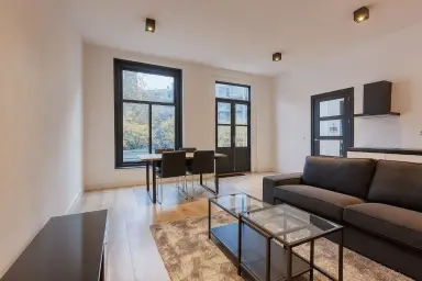 85m2 Appartamento in affitto per 2500€/mese a Korte Houtstraat, The Hague