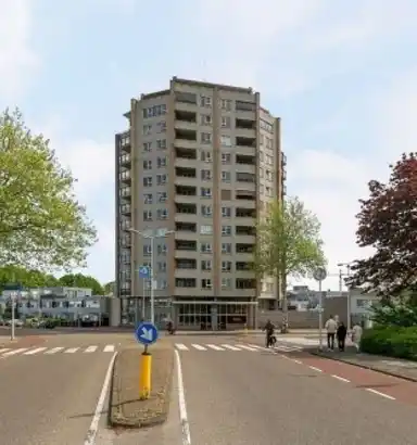80m2 Appartement à louer pour 1225€/mois à Vrijheidslaan 14, Leiden