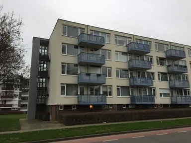 70m2 Appartement à louer pour 865€/mois à Florijnruwe 5, Maastricht