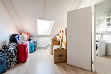 176m2 Haus zur Miete für 2400€/Monat in Peter Sellershof 1, Almere