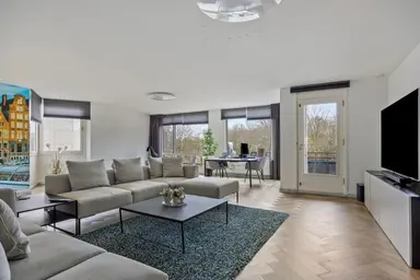 197m2 Wohnung zur Miete für 6000€/Monat in Beysterveld, Amsterdam