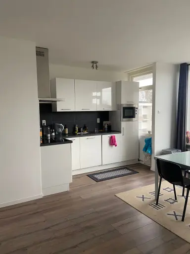 100m2 Camera in affitto per 987€/mese a Veldmaarschalk Montgomerylaan, Eindhoven