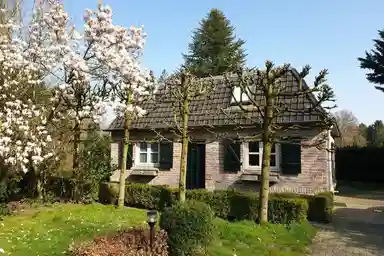 86m2 maison à louer pour 1950€/mois à Broeksteeg 8, Haaren