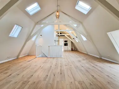 70m2 Appartement à louer pour 1995€/mois à Wielemakersslop 1, Voorburg