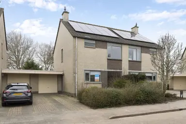 121m2 house to rent for 1249€/month in Paulus Akkermanwei 60, Leeuwarden