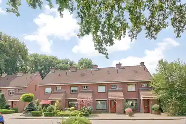 142m2 house to rent for 1300€/month in Vrugginklanden 3, Enschede