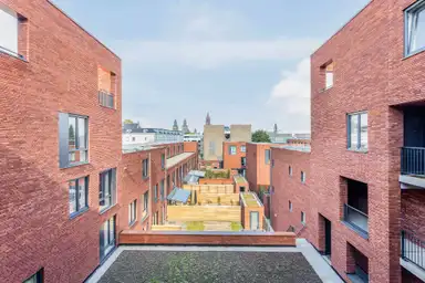 110m2 Appartamento in affitto per 2495€/mese a Merkatplantsoen, Maastricht