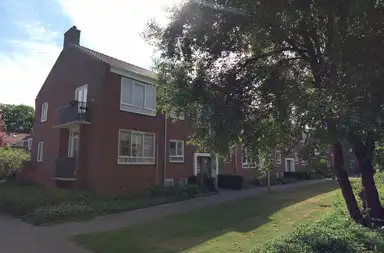 98μ² Διαμέρισμα προς ενοικίαση για 736.03€/μήνα σε Bachstraat 89-I, Hengelo