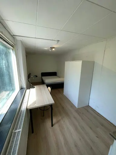 375μ² Διαμέρισμα προς ενοικίαση για 705€/μήνα σε Vlamingstraat, Delft
