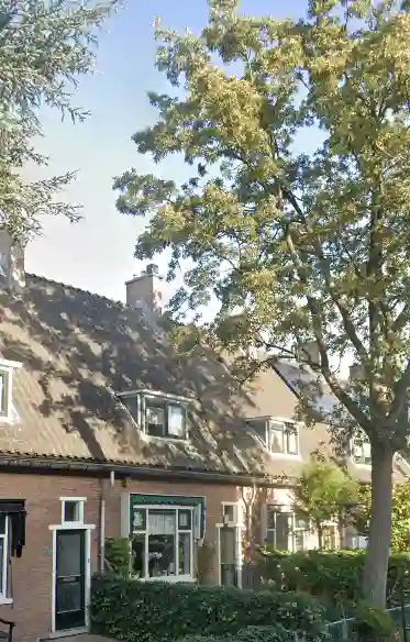 57m2 house to rent for 682.91€/month in Nieuw Voordorpstraat 35, Voorschoten