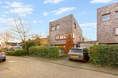 168m2 maison à louer pour 3250€/mois à Johannes de Heerlaan 3956, Driebergen-Rijsenburg
