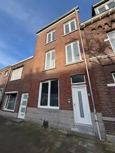 25m2 studio to rent for 825€/month in Heerderweg 81D, Maastricht