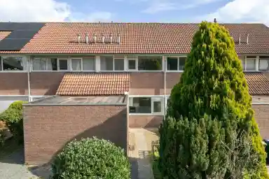 102m2 house to rent for 1375€/month in Meilustweg, Bergen op Zoom