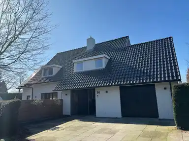 245m2 house to rent for 2500€/month in Vecht 14, Deurne