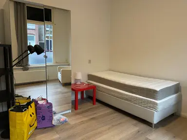 11m2 Chambre à louer pour 498€/mois à Gysbert Japicxstraat, Leeuwarden